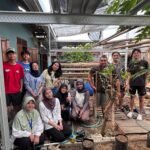 Mahasiswa KKN Undip Pasang Irigasi Otomatis dan Bangun Kandang Ayam untuk KDD Purwosuman